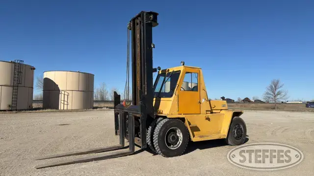 1977 CAT V225