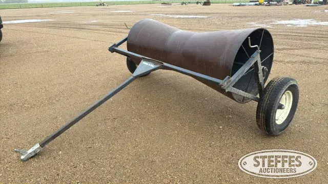 Farm King swath roller