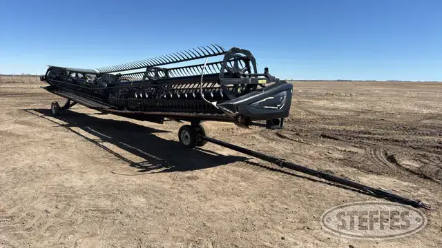 2015 MacDon FD75-D