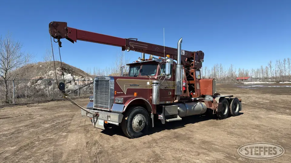 1989 Freightliner FLD120 Boom Truck