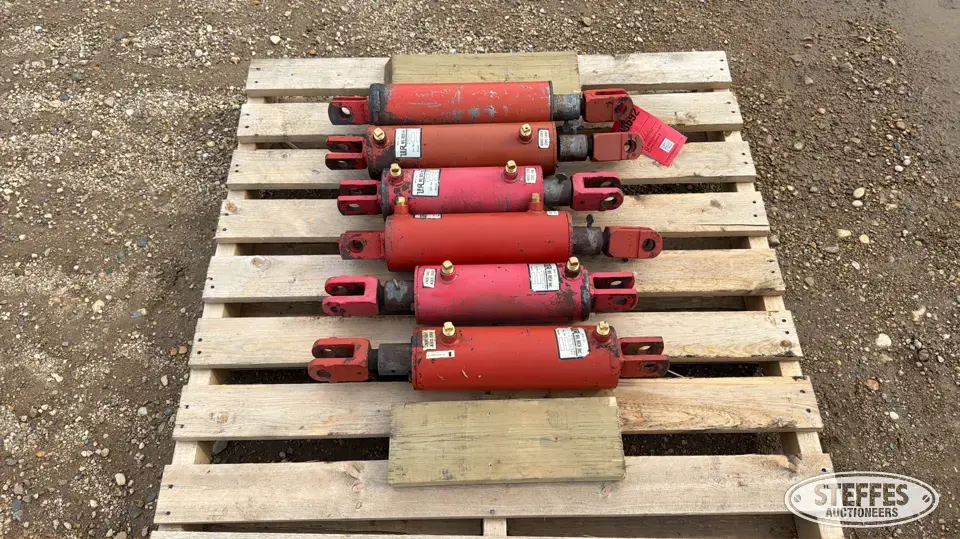 (6) Wil-Rich hyd. cylinders Ag Equipment Part