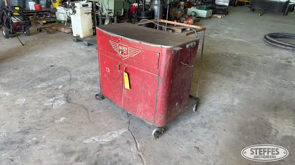 Tool cart & tools Storage and Bench