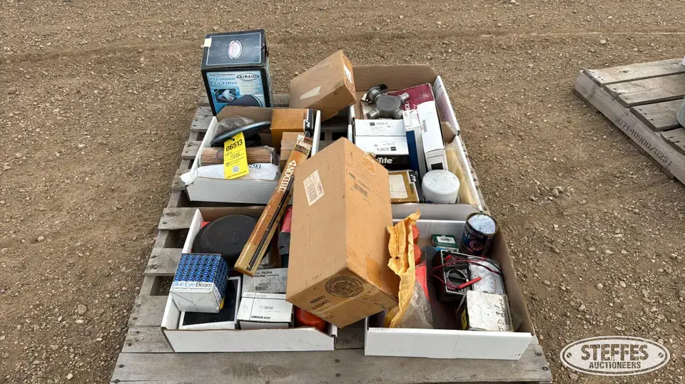 Assorted parts Ag Equipment Part