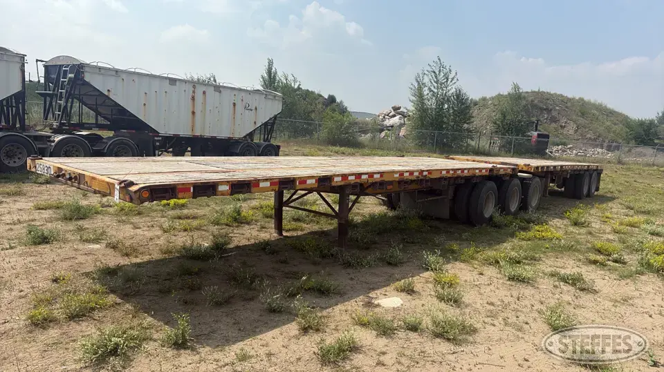 2000 Lode King Super B Flatbed Trailer
