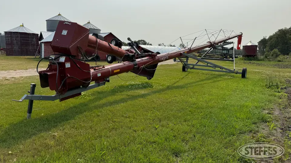 2016 Meridian SLMD12-72 Swing Hopper Auger