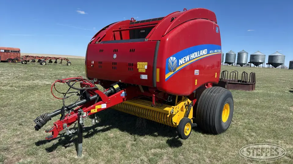 2021 New Holland Roll-Belt 560 Round Baler