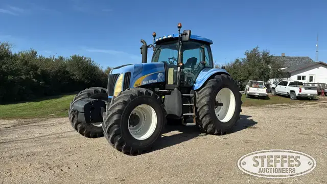 2005 New Holland TG230