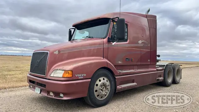 1998 Volvo VN