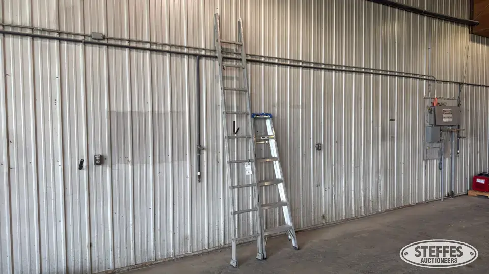 (2) Ladders General Tools and Shop Supply