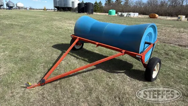 Koenders swath roller