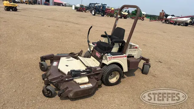 2017 Grasshopper 721D