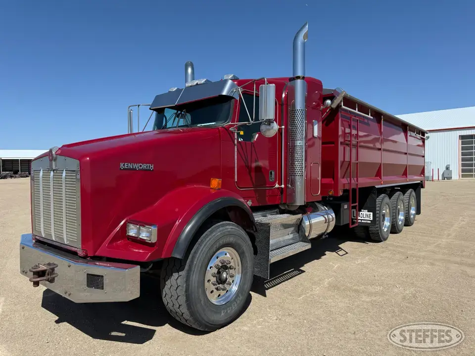 2008 Kenworth T800 tri-drive grain truck Tri-Axle Boxed Truck