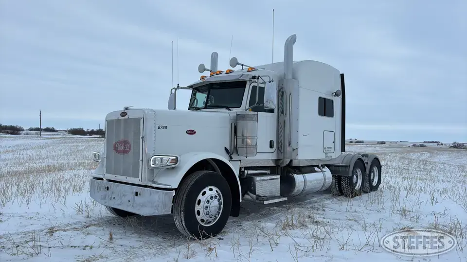 2012 Peterbilt 388 Conventional Truck with Sleeper