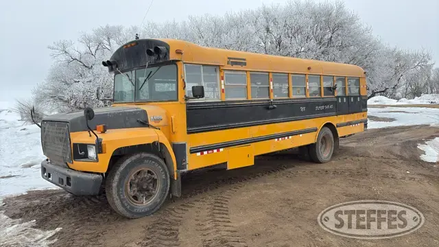 1989 Thomas B600