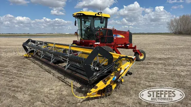 2009 New Holland H8040