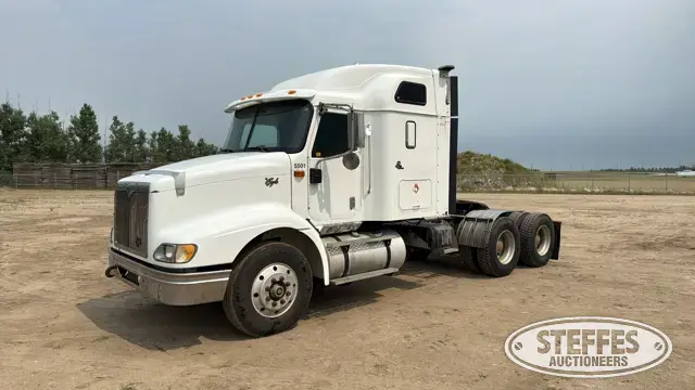 2000 International 9200i