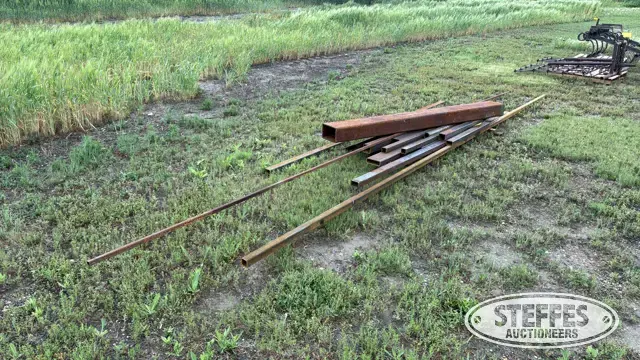 Steel square tubing