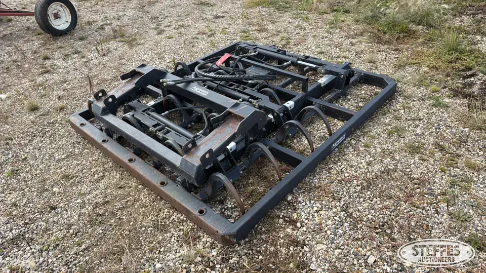 2006 Agromec SBG 4033 Bale Handling