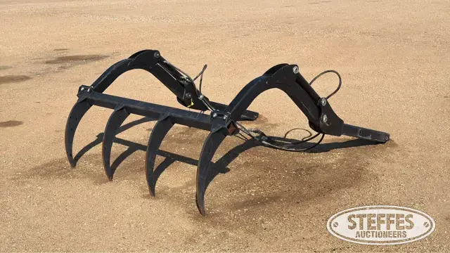 4-Prong grapple