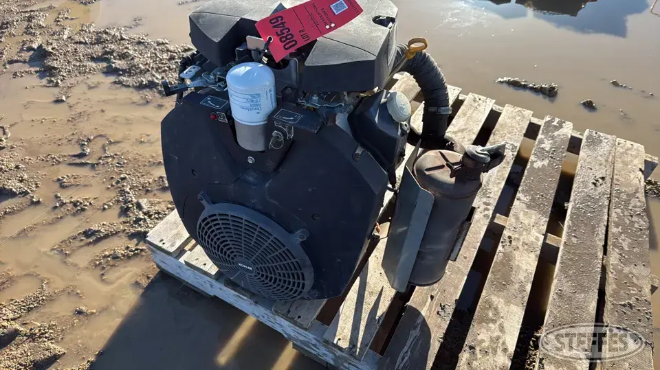 2013 Kohler Command Pro 37 Farm Support Item