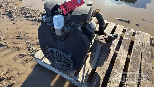 2013 Kohler Command Pro 37