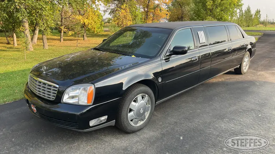 2003 Cadillac Deville Car
