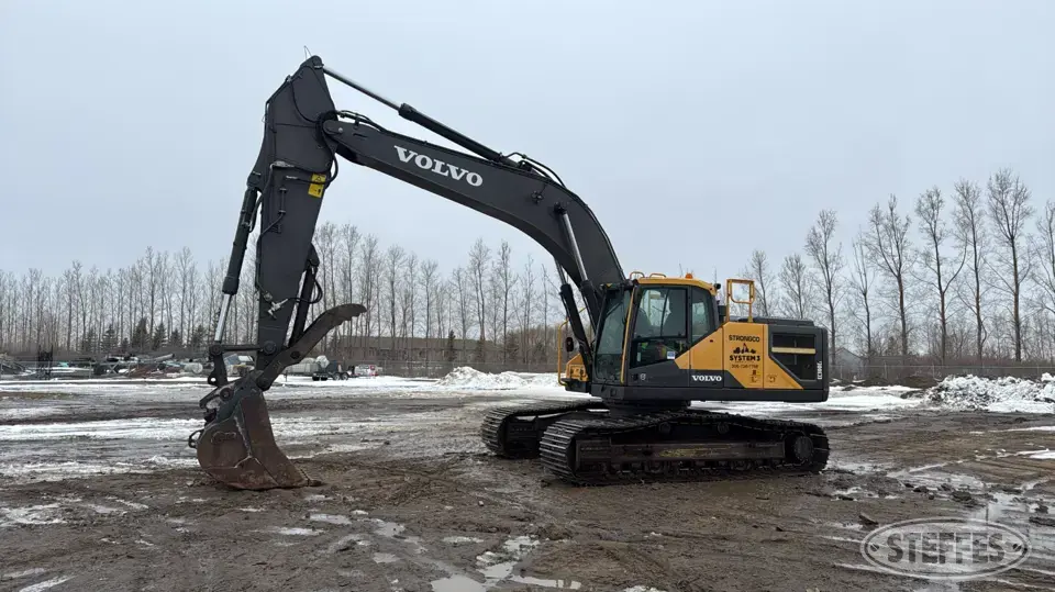 2015 Volvo EC300EL Excavator
