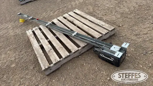 Quantum garage door opener