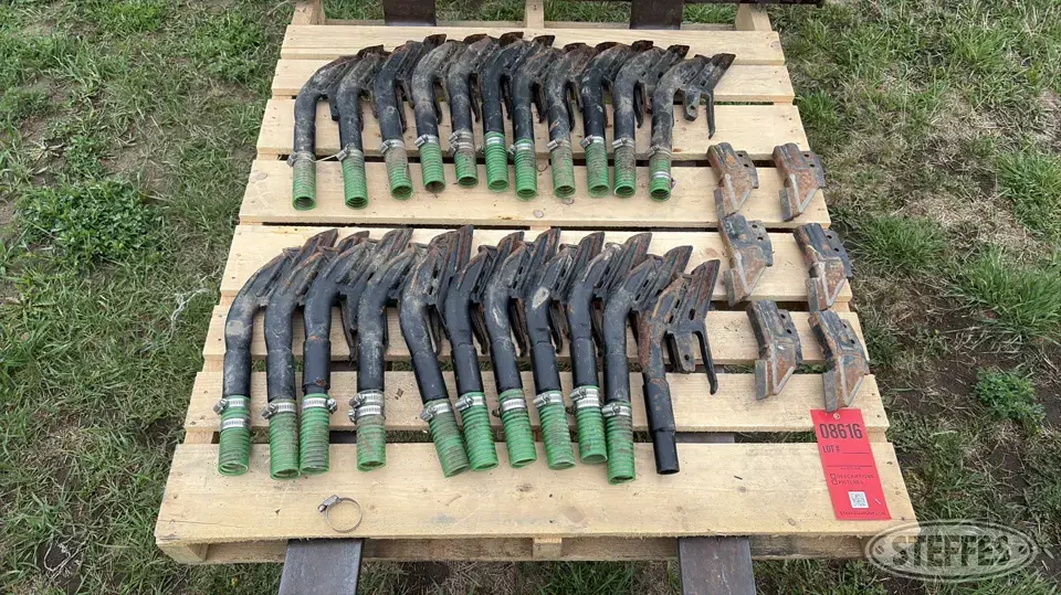 John Deere Conserva Pak openers Ag Equipment Part