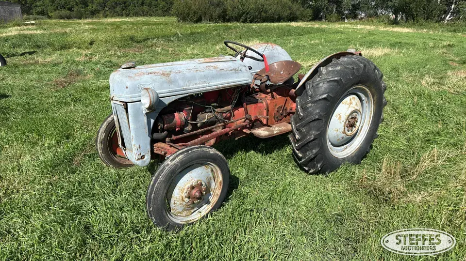Ford 8N Collectible Tractor