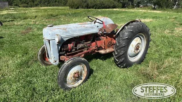 Ford 8N