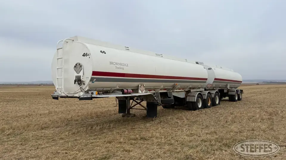 1990 Advance Super B Tank Trailer