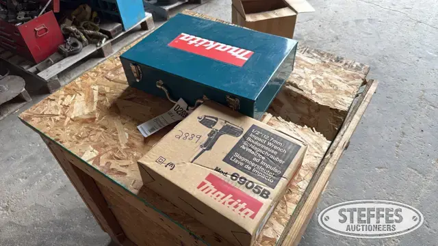 (2) Makita impacts