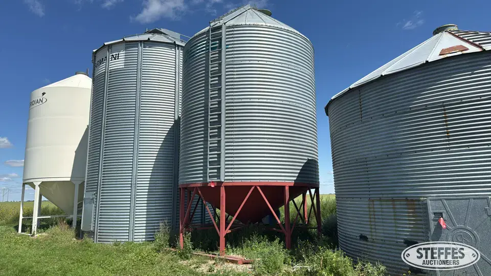Goebel hopper bottom bin Hopper Bin