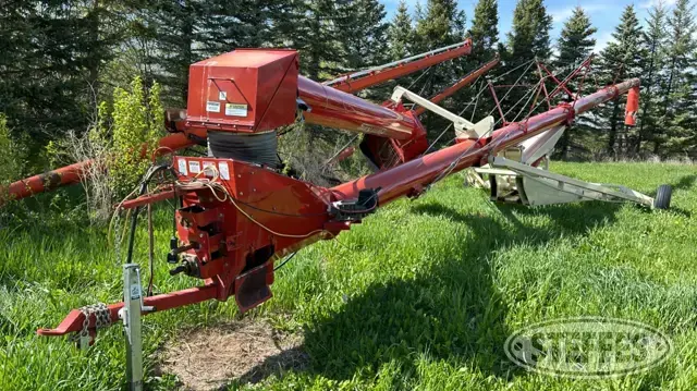 Farm King 1370