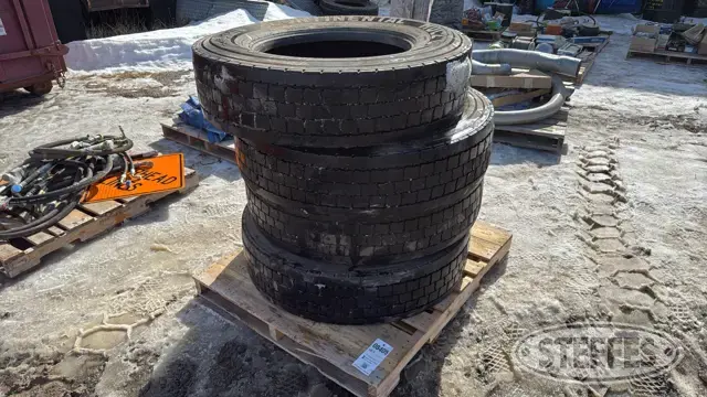 (4) Continental HDL2 DL 11R24.5 tires