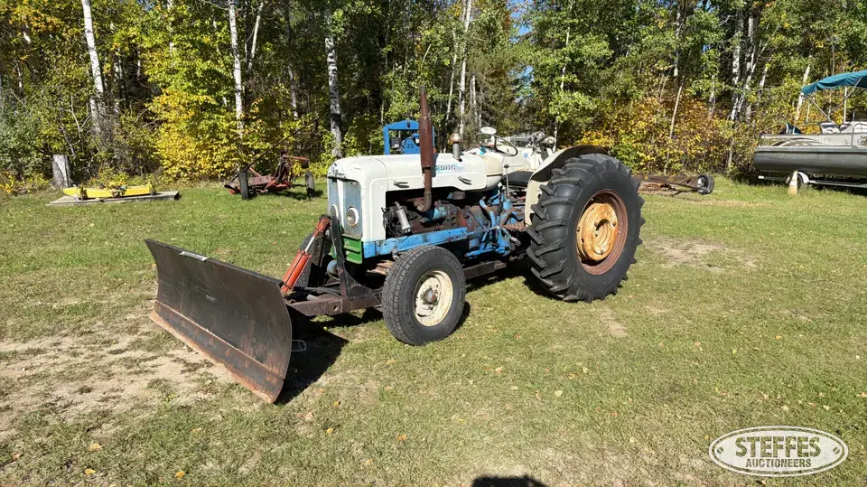 Ford 5000 2WD Tractor