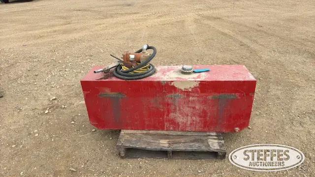 Fuel transfer tank