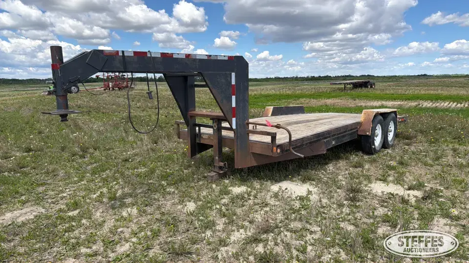 2007 SWS Flatbed Trailer