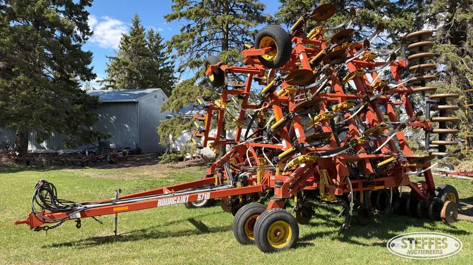 2001 Bourgault 5710 Air Drills and Air Seeder