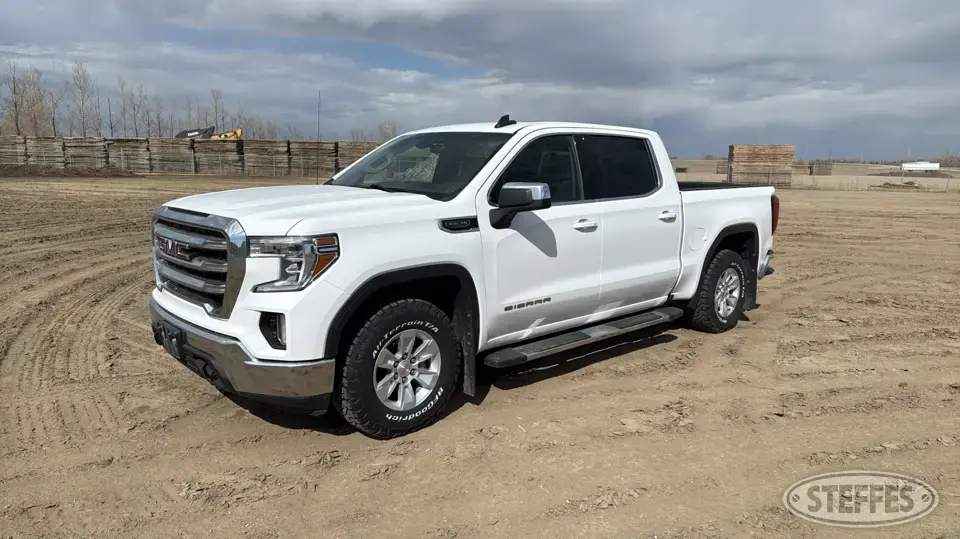 2022 GMC Sierra 1500 SLE Half Ton Pickup