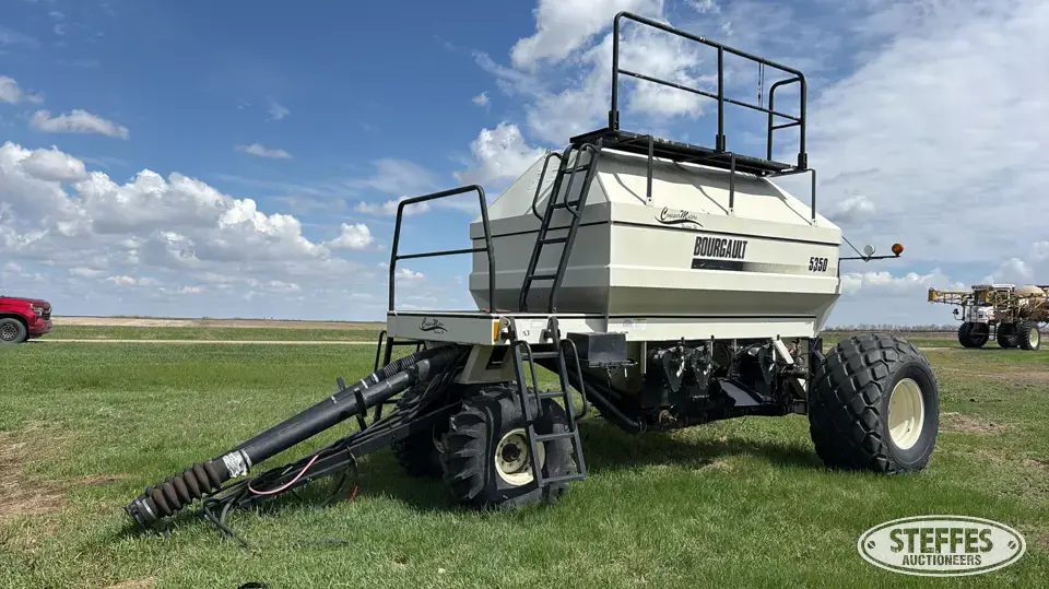 Bourgault 5350 Commodity Cart