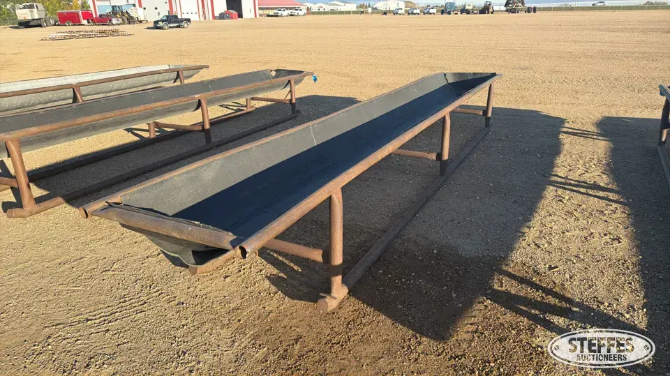 Bunk feeder Feeders and Bunk