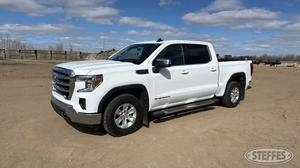 2021 GMC Sierra 1500 SLE Half Ton Pickup