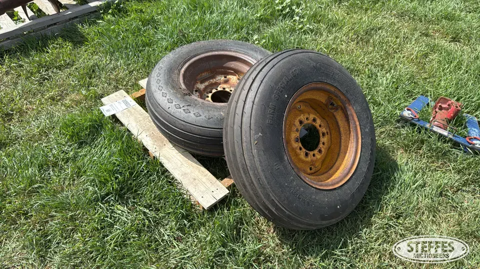 (2) 9.5L-15SL tires Tractor-Implement Tire
