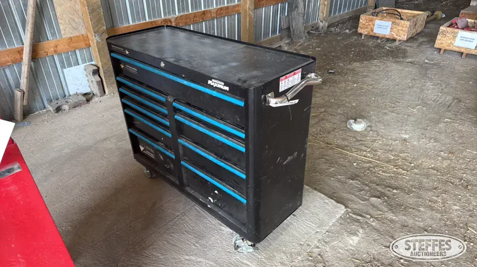 Mastercraft Maximum toolbox Storage and Bench