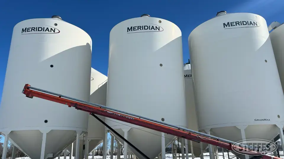 Meridian M1620 Hopper Bin