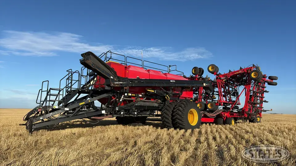 2019 Vaderstad Seed Hawk 8412 Air Drills and Air Seeder