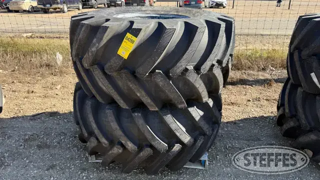 (2) American Farmer 28L-26 tires