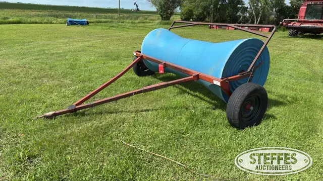 Koenders swath roller